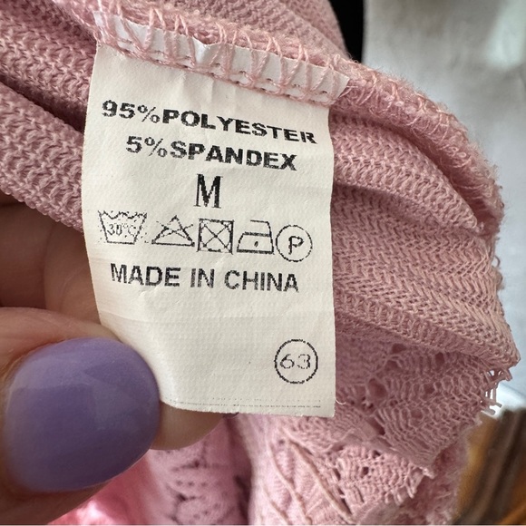 Pink Off-Shoulder Blouse size medium textured fabric with details in design - Picture 11 of 11